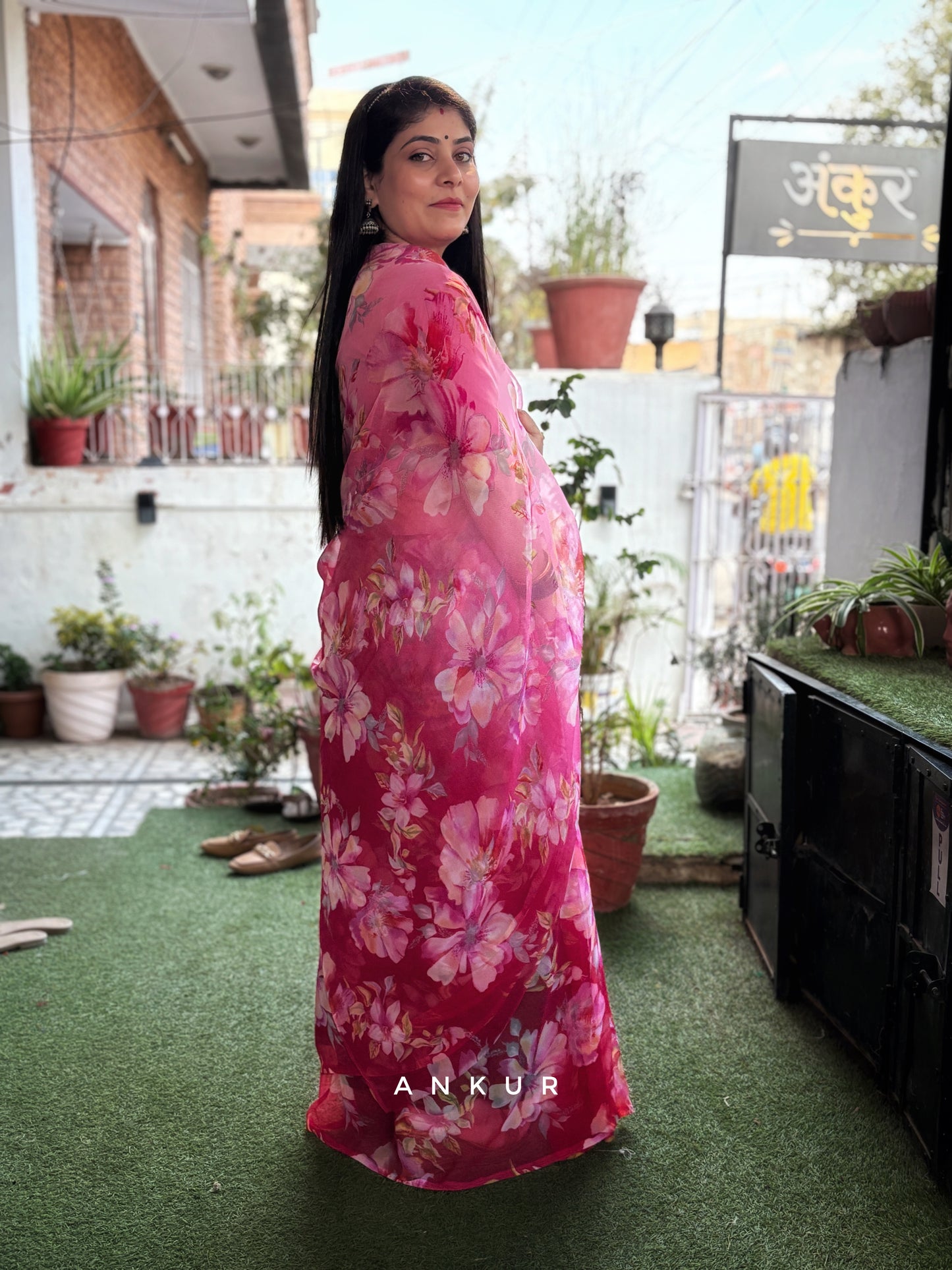 Double shaded Gulabi Flower Print