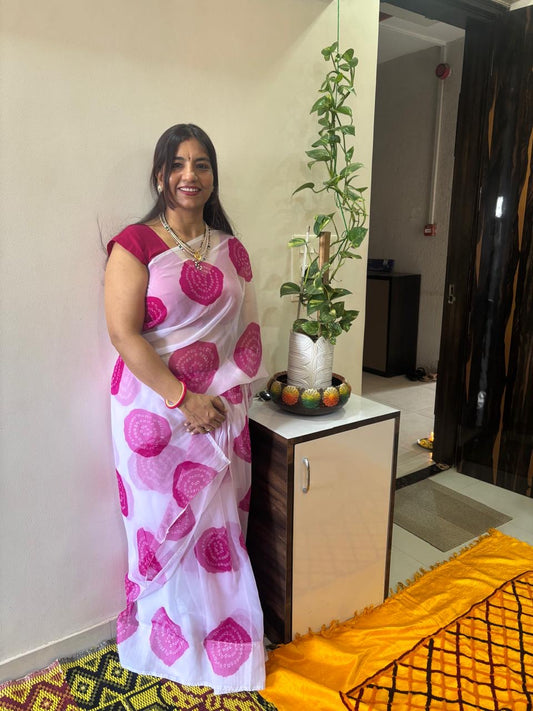 Pink and white Laddu Faganiya Saree