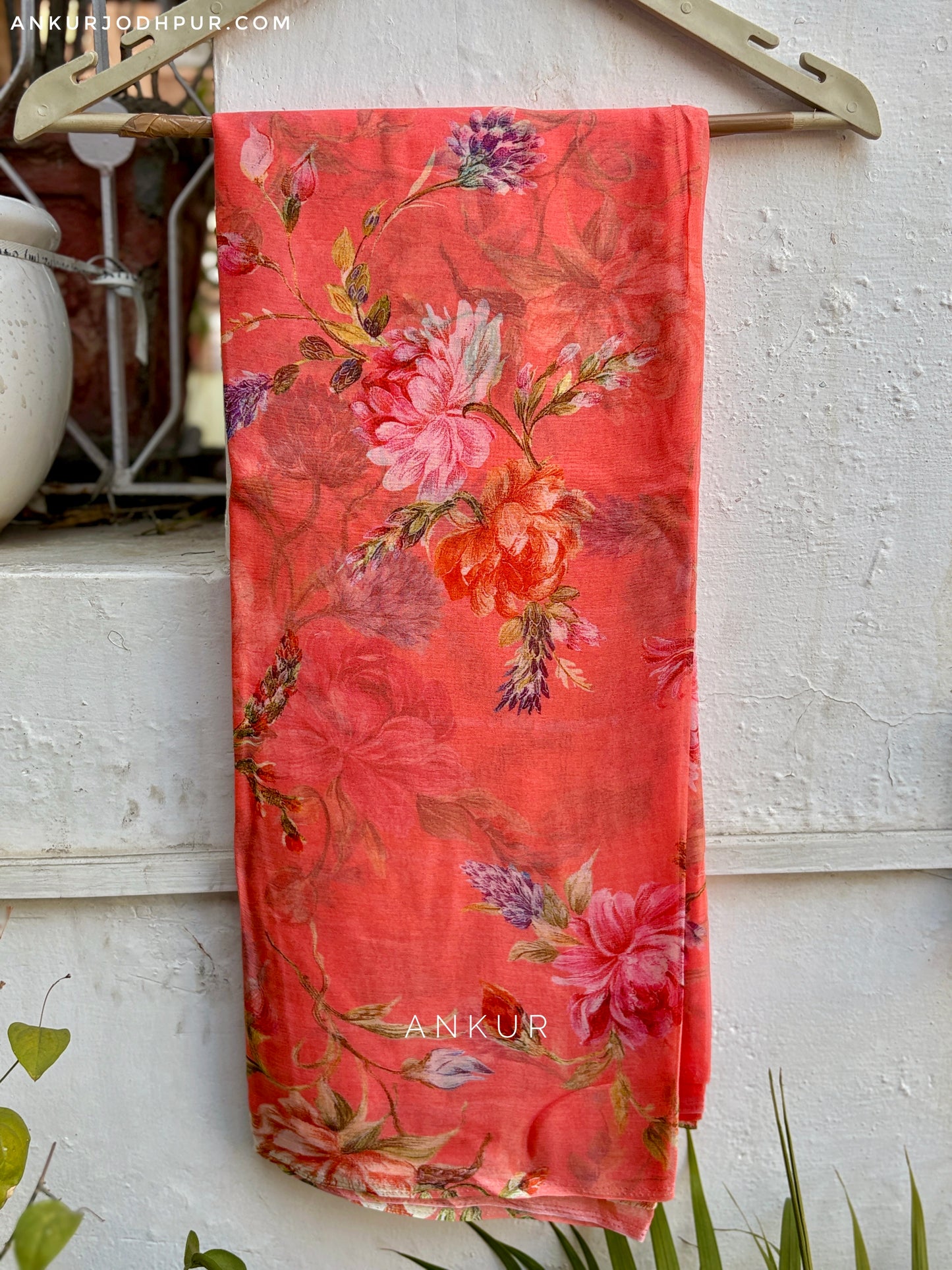 Gajri Petal Charm Isha Pure Chiffon