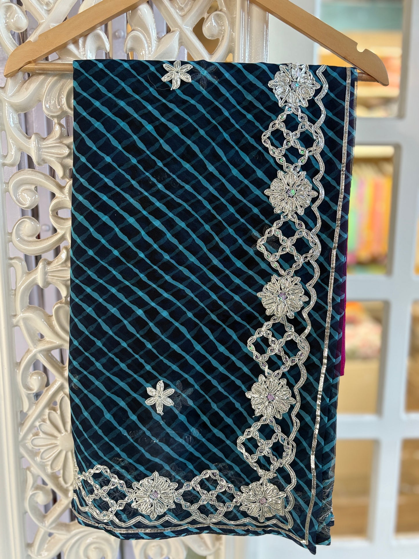 Till Blue Lehriya Gota Anvi