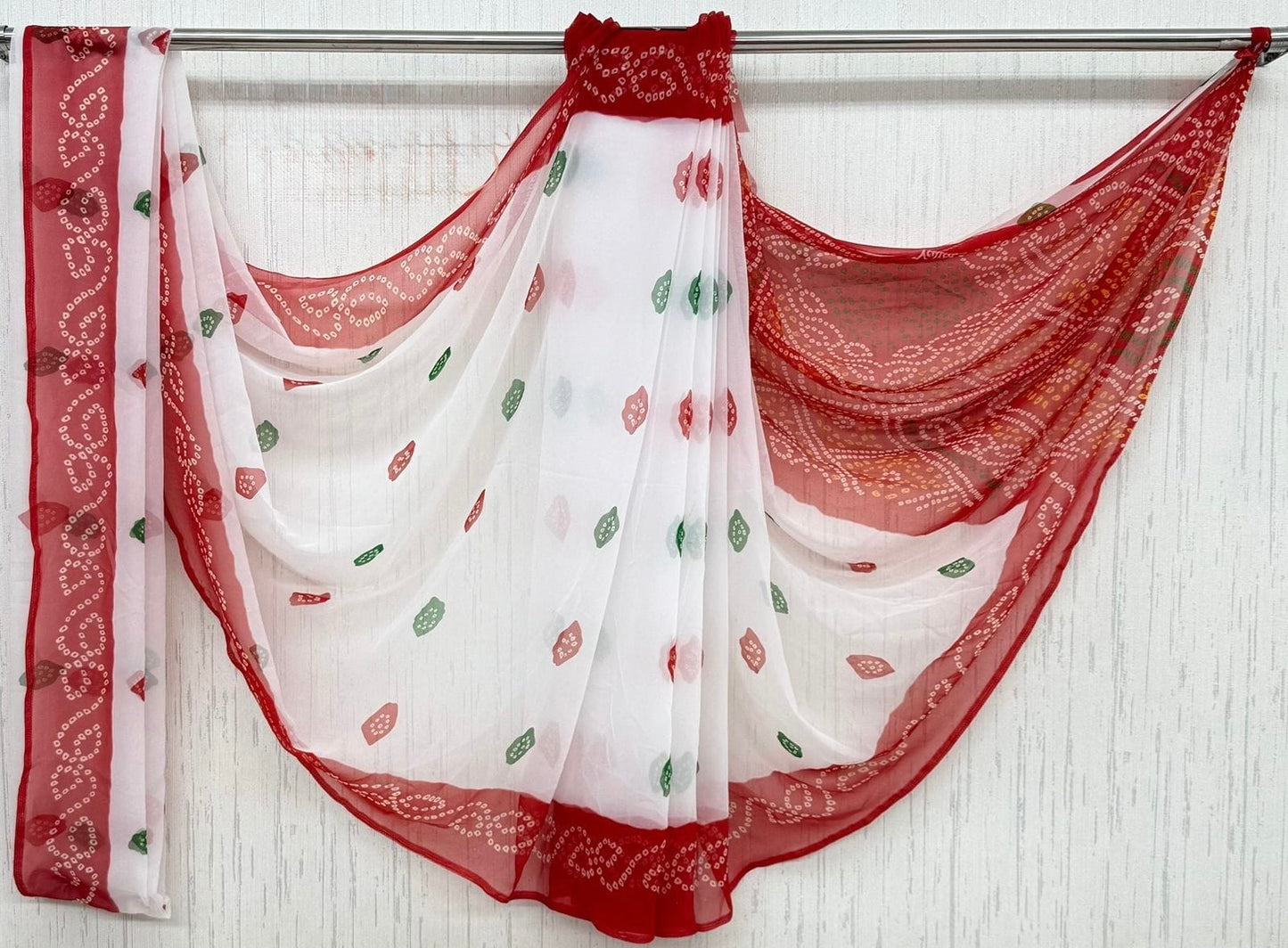 White red Faganiya multi barfi Saree