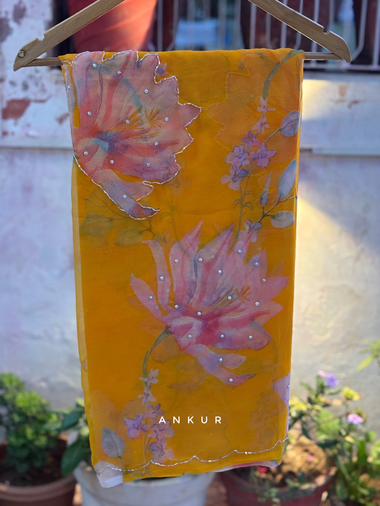 Bee Yellow Ziya