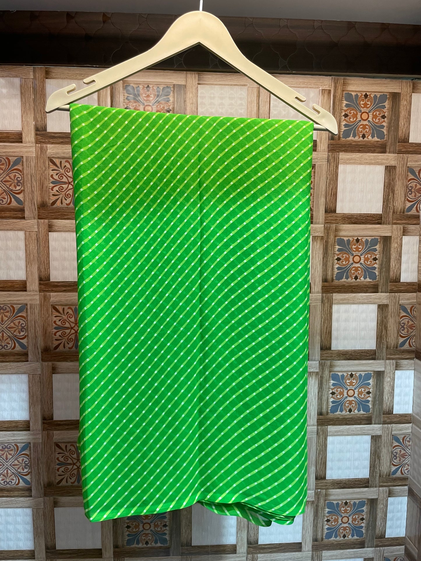 Light Green Mothda
