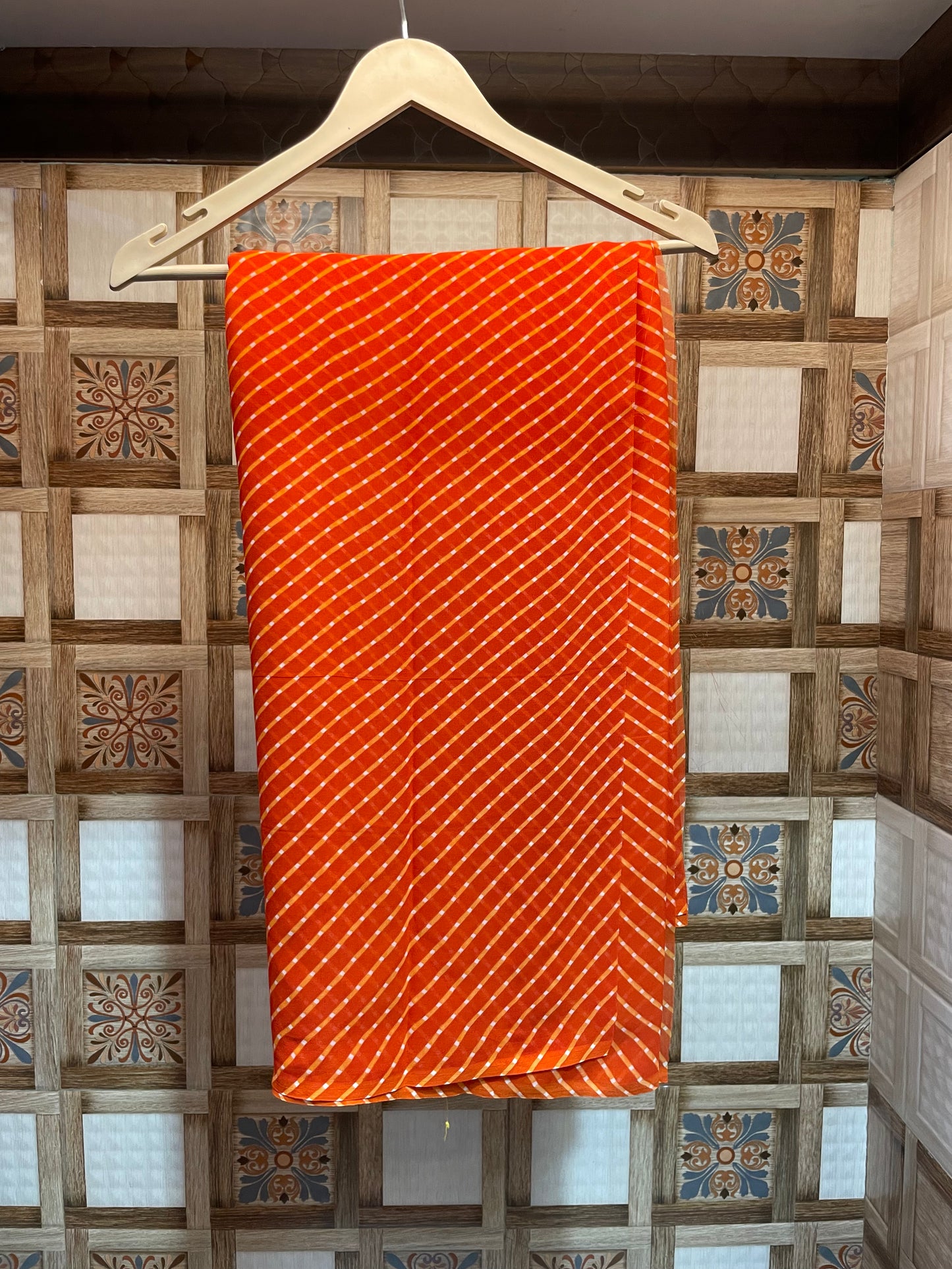 Orange Mothda