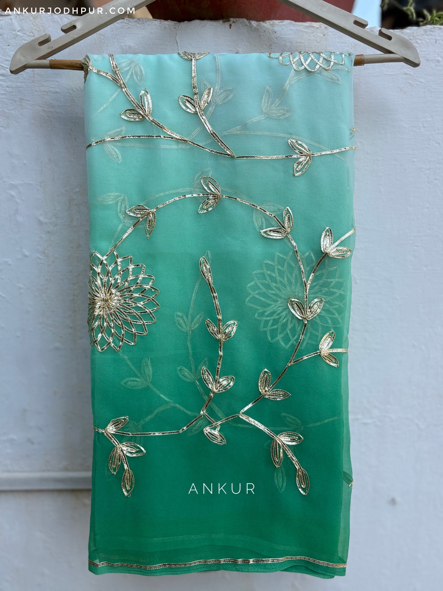 Zarqa Emerald in Jaal work Anvi