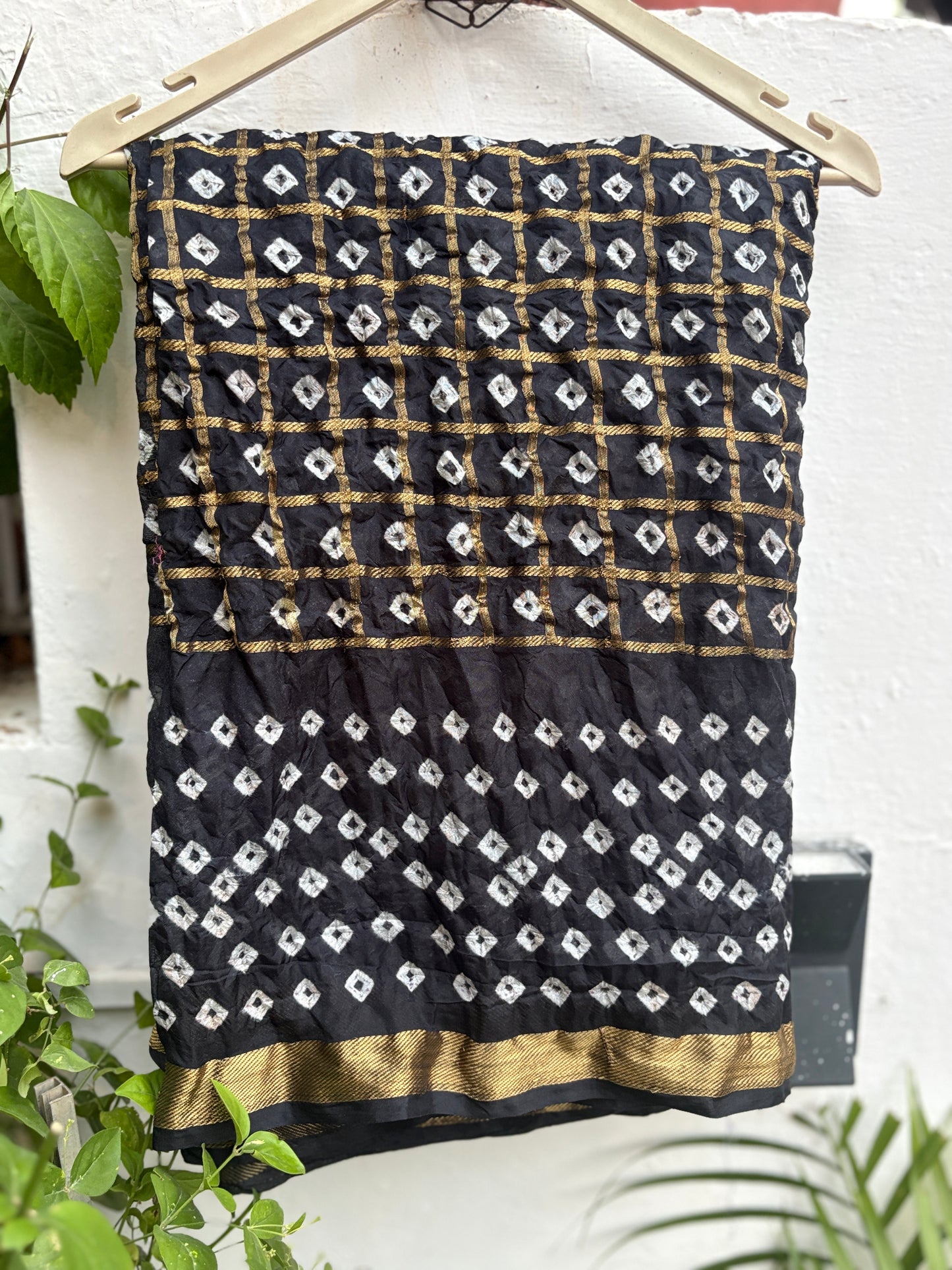 Black Silk Bandhani
