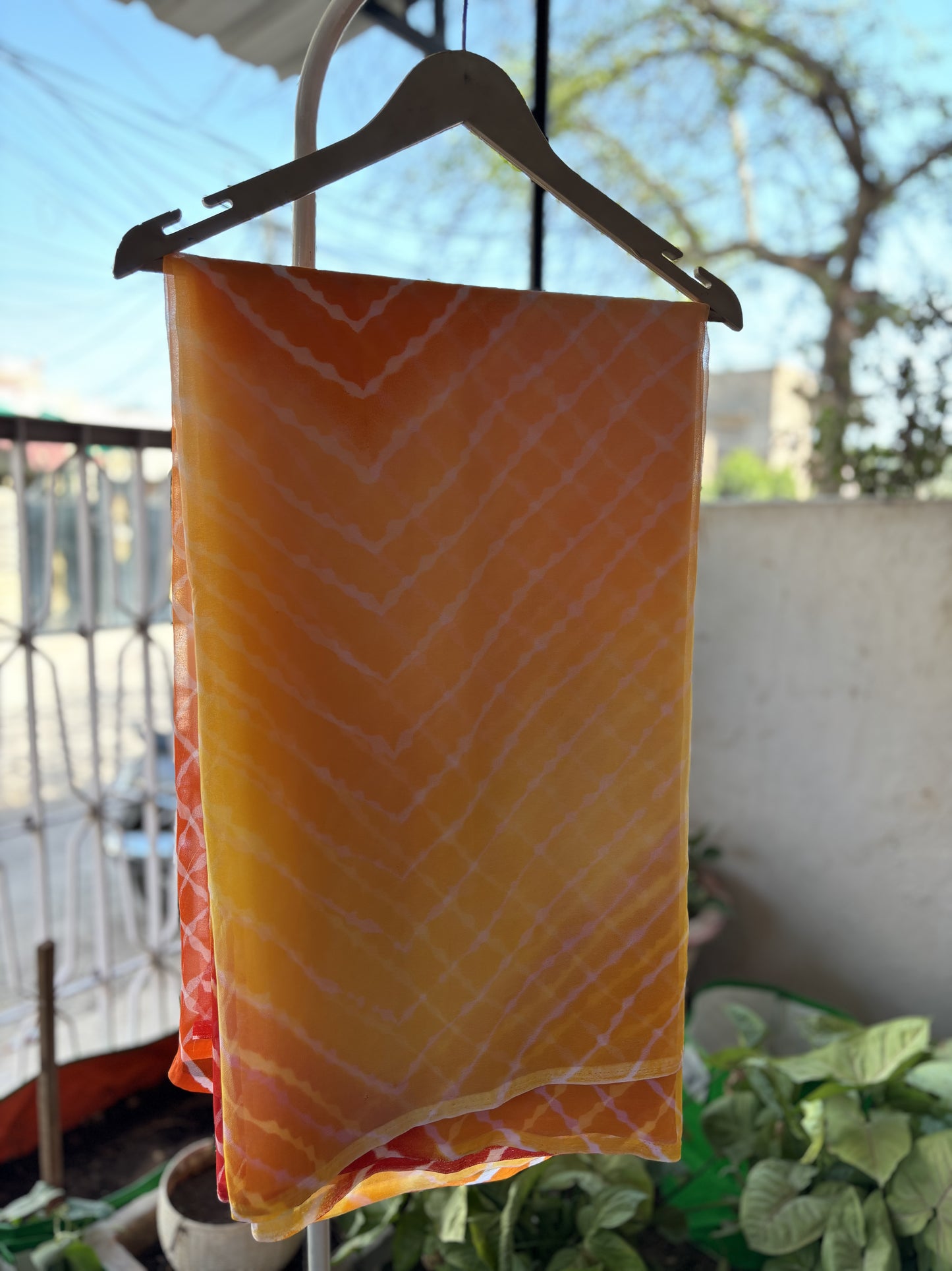 Four Colour Yellow to Orange Lehriya
