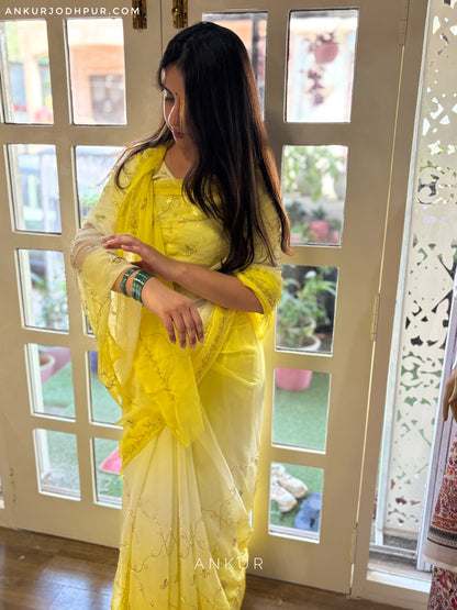 Sunheri Lemon cut dana Suhani