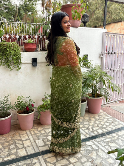 Shaded Bandhani Green Nagina