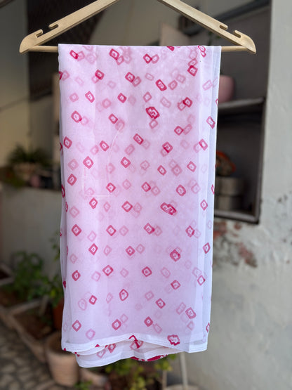 Gulabi tipkii with bandhej Flower Print