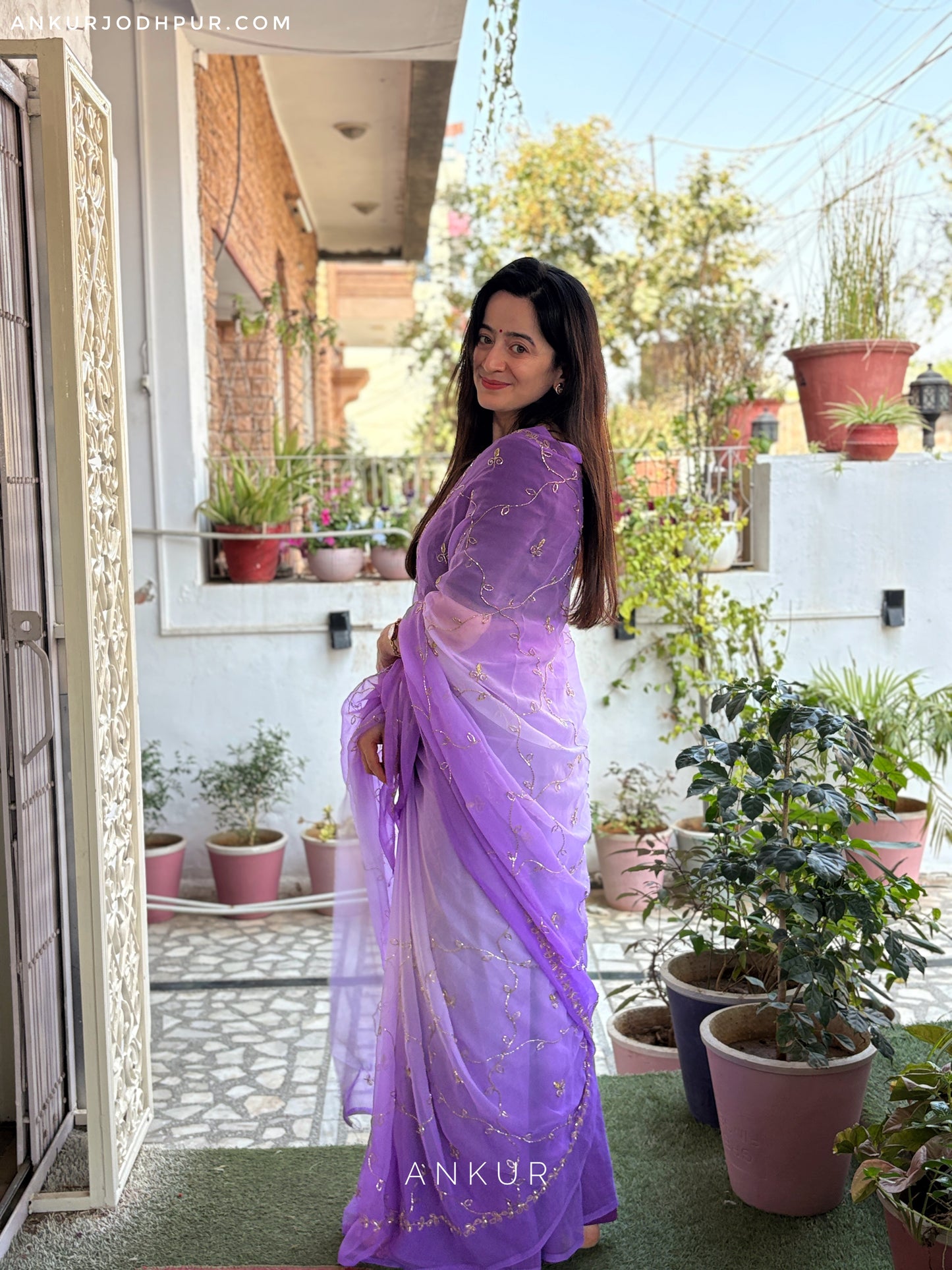 Rajkumari Violet cut dana Suhani