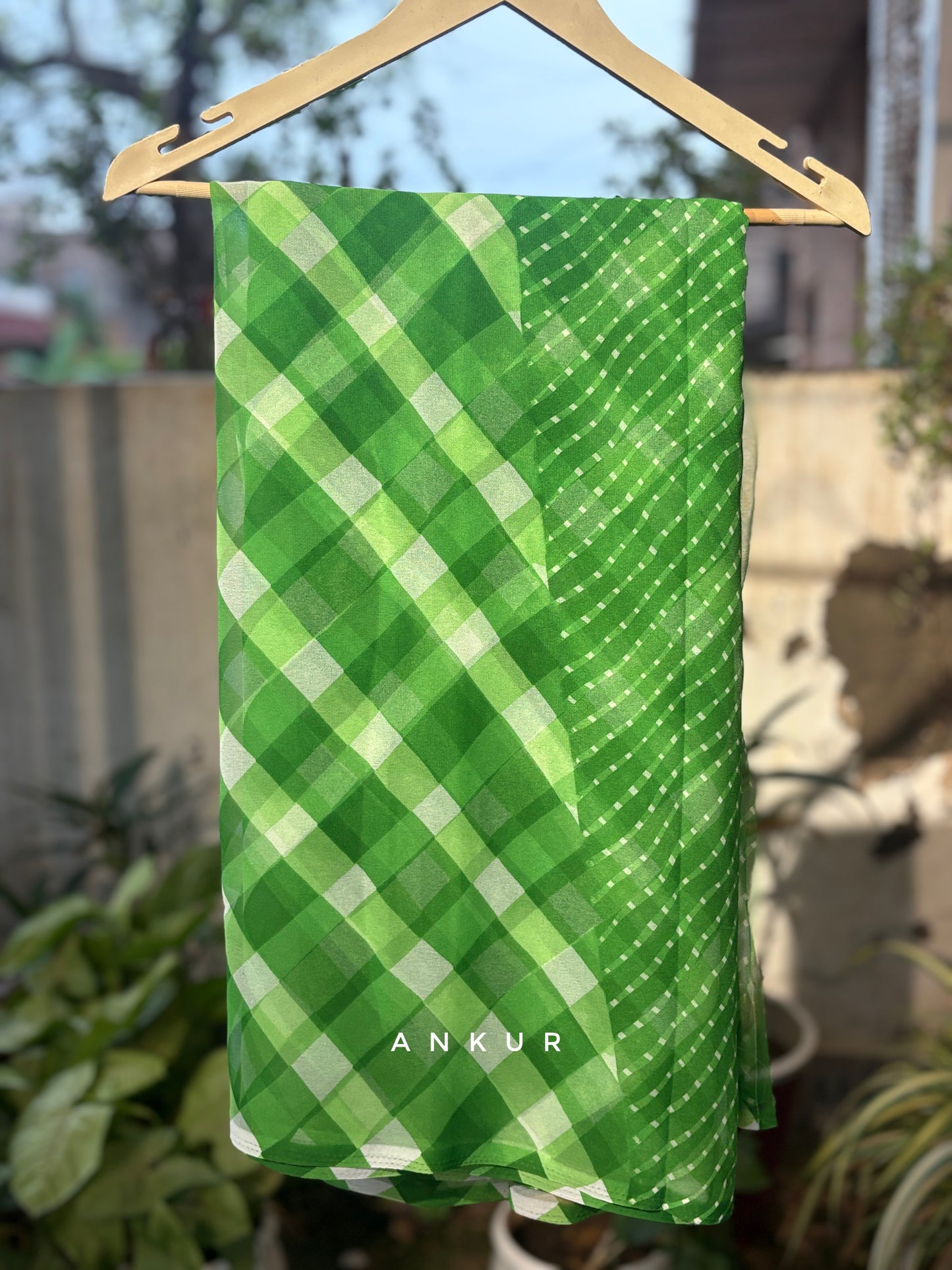 Season Green Mothda x Lehriya