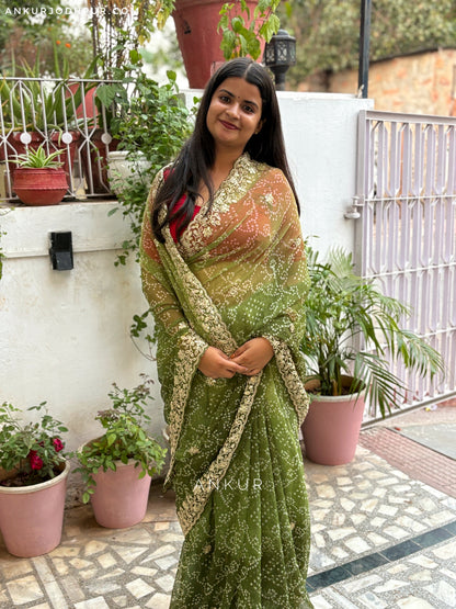 Shaded Bandhani Green Nagina