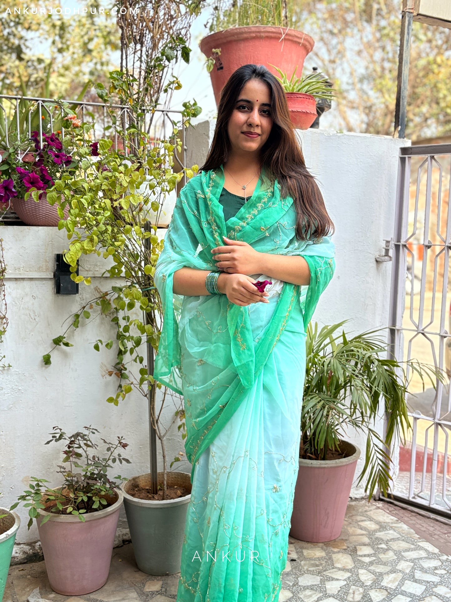 Zara Emerald cut dana Suhani