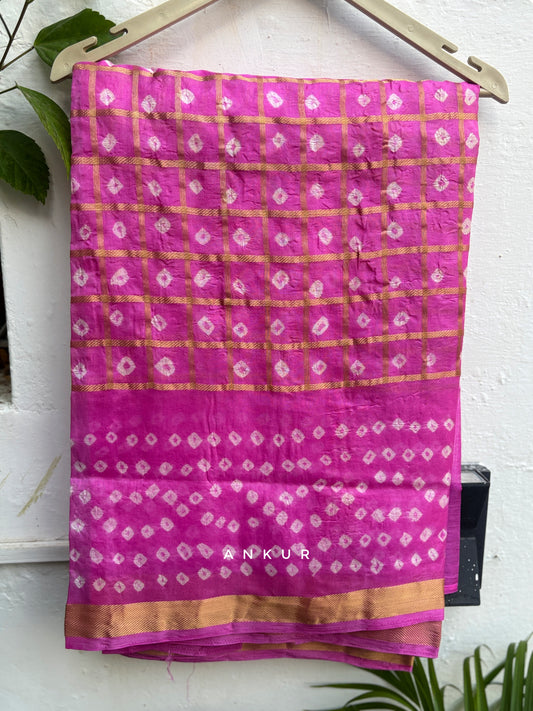 Gulabi Ghoomar Silk Bandhani