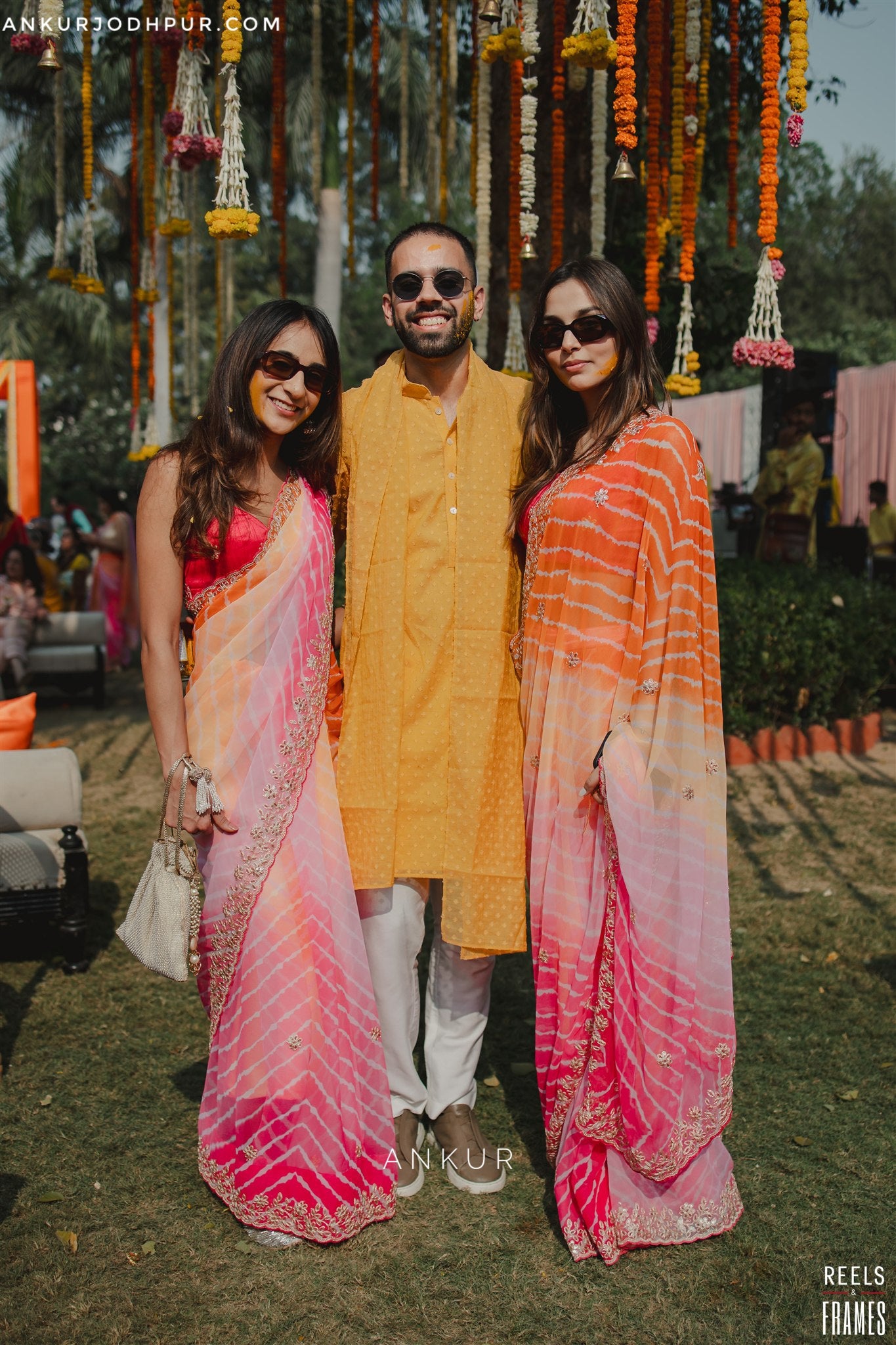 Shaded Lehriya Orange to Gulabi Nagina