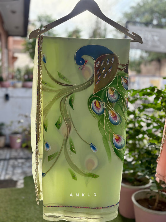 Pista Green Peacock Brush Paint