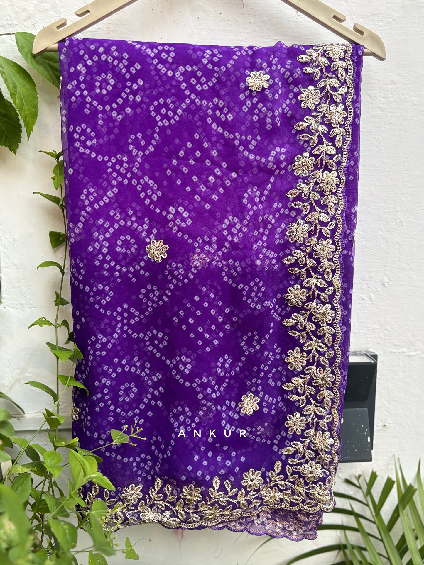 Shaded Bandhani Purple Nagina
