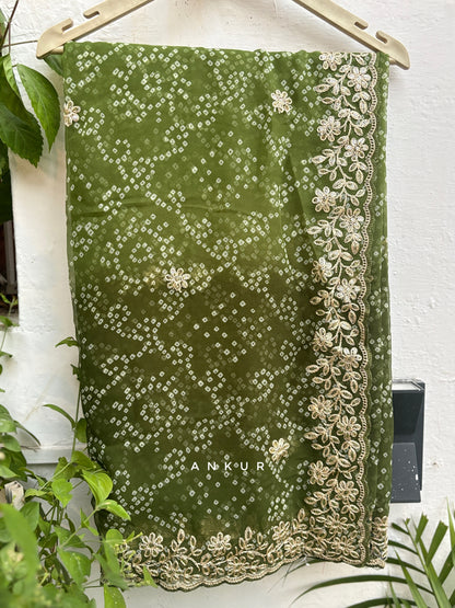 Shaded Bandhani Green Nagina