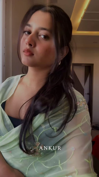 Lime Glow Delight Suhani